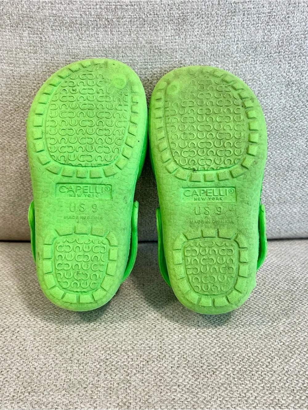 Capelli New York Size 9 Toddler Crocodile Clogs Green Slip On Shoes GUC